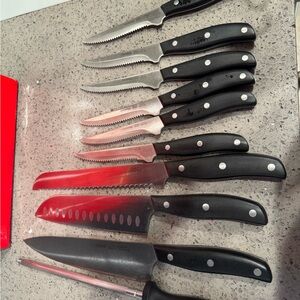 Black Handle Knife Set